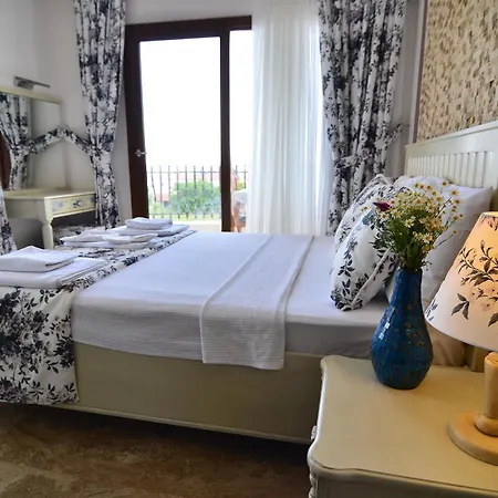 Cunda Paradise Butik מלון
